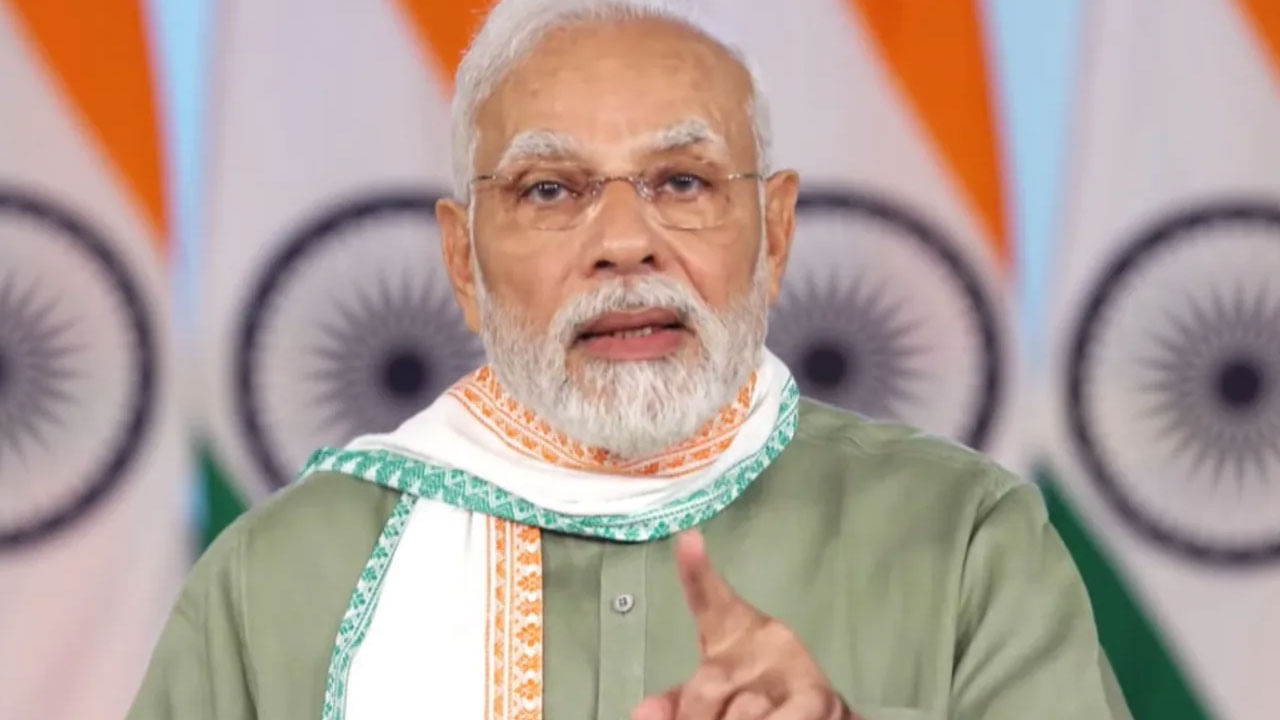 ಸಾರ್ವಜನಿಕ ಸ್ಥಳಗಳಲ್ಲಿ ಮಾಸ್ಕ್ ಬಳಕೆ, ಕೋವಿಡ್ ಪರೀಕ್ಷೆ ಹೆಚ್ಚಿಸಲು ಸೂಚನೆ: ಕೋವಿಡ್ ಪರಿಸ್ಥಿತಿ ಪರಿಶೀಲನೆ ಸಭೆಯಲ್ಲಿ ಮೋದಿ ಸಾರ್ವಜನಿಕ ಸ್ಥಳಗಳಲ್ಲಿ ಮಾಸ್ಕ್ ಬಳಕೆ, ಕೋವಿಡ್ ಪರೀಕ್ಷೆ ಹೆಚ್ಚಿಸಲು ಸೂಚನೆ: ಕೋವಿಡ್ ಪರಿಸ್ಥಿತಿ ಪರಿಶೀಲನೆ ಸಭೆಯಲ್ಲಿ ಮೋದಿ
