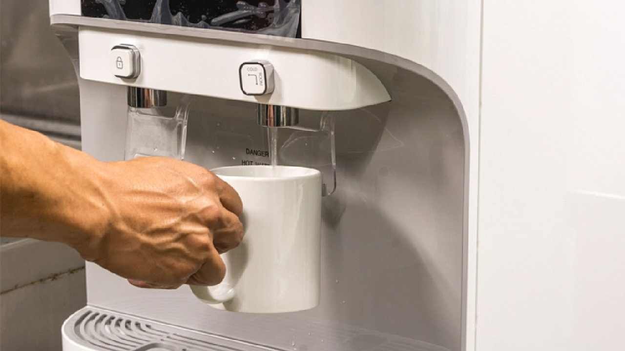 Water Purifiers: ಯಾವ ರೀತಿಯ ನೀರಿಗೆ ಯಾವ ಬಗೆಯ ವಾಟರ್ ಪ್ಯೂರಿಫೈಯರ್ಗಳು ಬೇಕು? Water Purifiers: ಯಾವ ರೀತಿಯ ನೀರಿಗೆ ಯಾವ ಬಗೆಯ ವಾಟರ್ ಪ್ಯೂರಿಫೈಯರ್ಗಳು ಬೇಕು?