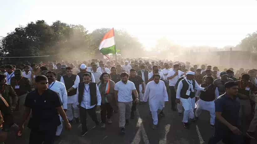 Bharat Jodo: ಕಾಂಗ್ರೆಸ್ನ ಭಾರತ್ ಜೋಡೋ ಯಾತ್ರೆಯಲ್ಲಿ ಭಾಗವಹಿಸಿದ್ದಕ್ಕೆ ಶಾಲಾ ಶಿಕ್ಷಕರೊಬ್ಬರ ಅಮಾನತು