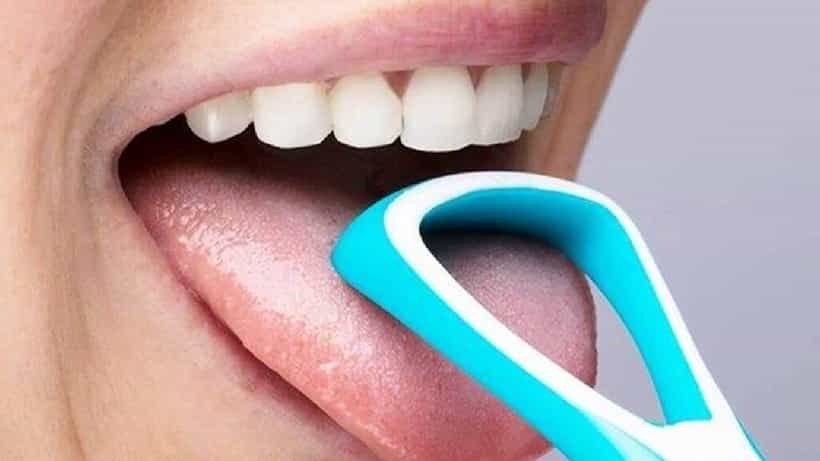 Tongue Scraping: ಪ್ರತಿದಿನ ನಿಮ್ಮ ನಾಲಿಗೆ ಸ್ಕ್ರ್ಯಾಪಿಂಗ್ ಮಾಡಿ, ಇದು ಆಯುರ್ವೇಧದ ಸಲಹೆ