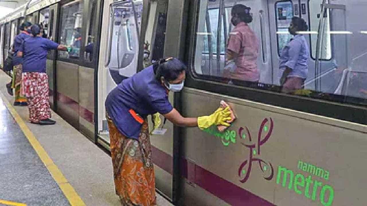Namma Metro: ಹೊಸ ವರ್ಷಾಚರಣೆ: ನಮ್ಮ ಮೆಟ್ರೋ ಅವಧಿ ವಿಸ್ತರಿಸಿದ BMRCL Namma Metro: ಹೊಸ ವರ್ಷಾಚರಣೆ: ನಮ್ಮ ಮೆಟ್ರೋ ಅವಧಿ ವಿಸ್ತರಿಸಿದ BMRCL