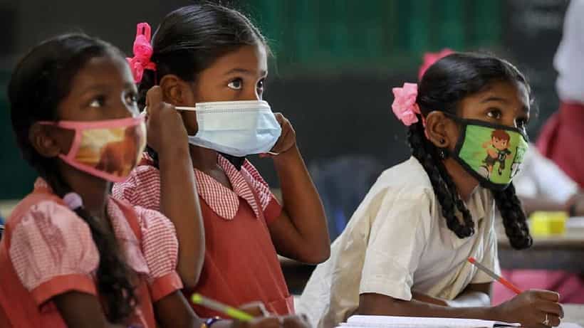Bengaluru Covid Guidelines: ಬೆಂಗಳೂರಿನ ಖಾಸಗಿ ಶಾಲೆಗಳಲ್ಲಿ ಮಾಸ್ಕ್ ಕಡ್ಡಾಯಗೊಳಿಸಿ ಆದೇಶ