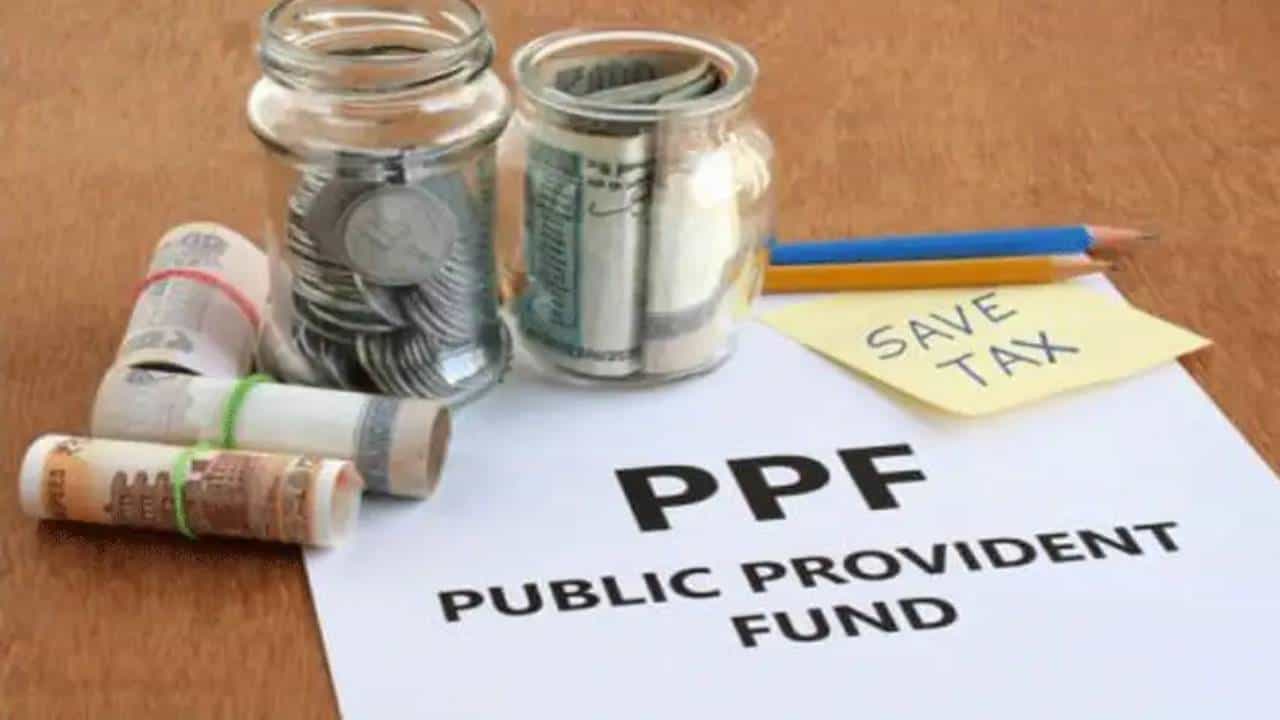 PPF Investment Plan: ಪಿಪಿಎಫ್ನಲ್ಲಿ ವಾರ್ಷಿಕ 1.5 ಲಕ್ಷ ರೂಪಾಯಿಗಿಂತ ಹೆಚ್ಚಿನ ಹೂಡಿಕೆಗೆ ಅವಕಾಶ ಇದೆಯೇ? PPF Investment Plan: ಪಿಪಿಎಫ್ನಲ್ಲಿ ವಾರ್ಷಿಕ 1.5 ಲಕ್ಷ ರೂಪಾಯಿಗಿಂತ ಹೆಚ್ಚಿನ ಹೂಡಿಕೆಗೆ ಅವಕಾಶ ಇದೆಯೇ?