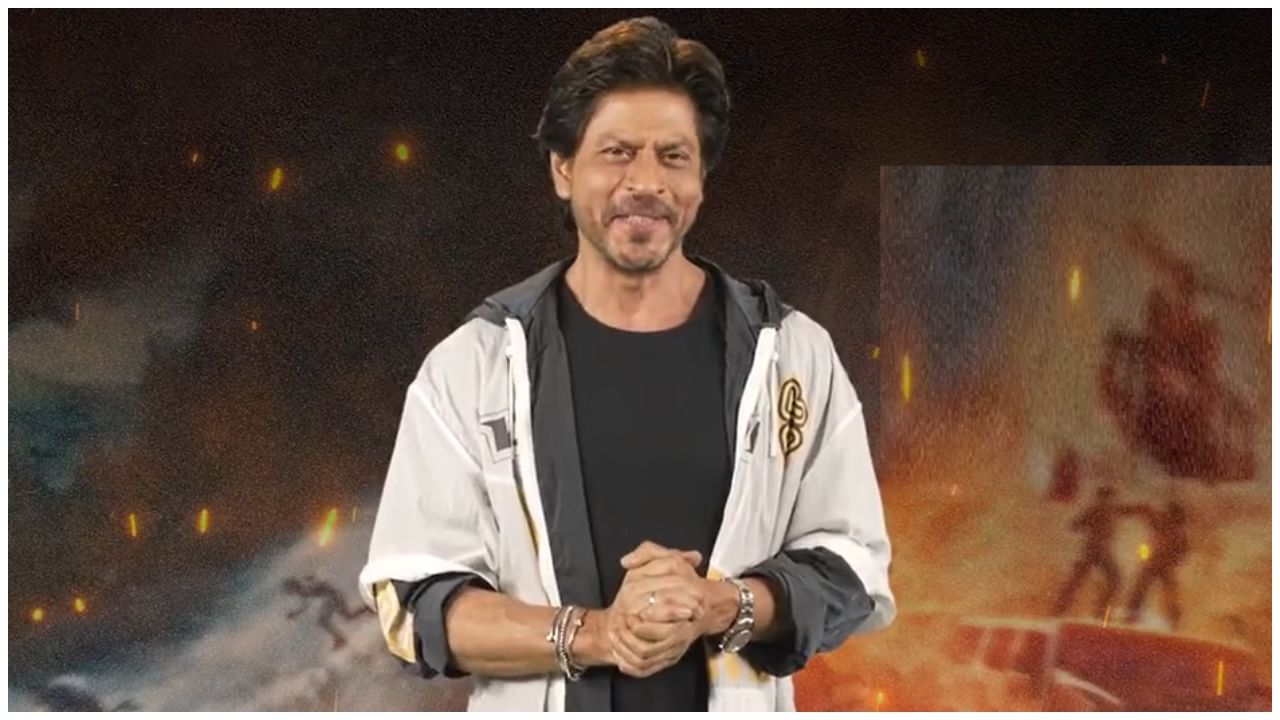 Shah Rukh Khan: ‘ಮದುವೆ ಡೇಟ್ ಮುಂದೂಡಿಕೊಳ್ಳಿ’: ಅಭಿಮಾನಿಗೆ ಸಲಹೆ ನೀಡಿದ ‘ಪಠಾಣ್’ ಹೀರೋ ಶಾರುಖ್ ಖಾನ್ Shah Rukh Khan: ‘ಮದುವೆ ಡೇಟ್ ಮುಂದೂಡಿಕೊಳ್ಳಿ’: ಅಭಿಮಾನಿಗೆ ಸಲಹೆ ನೀಡಿದ ‘ಪಠಾಣ್’ ಹೀರೋ ಶಾರುಖ್ ಖಾನ್