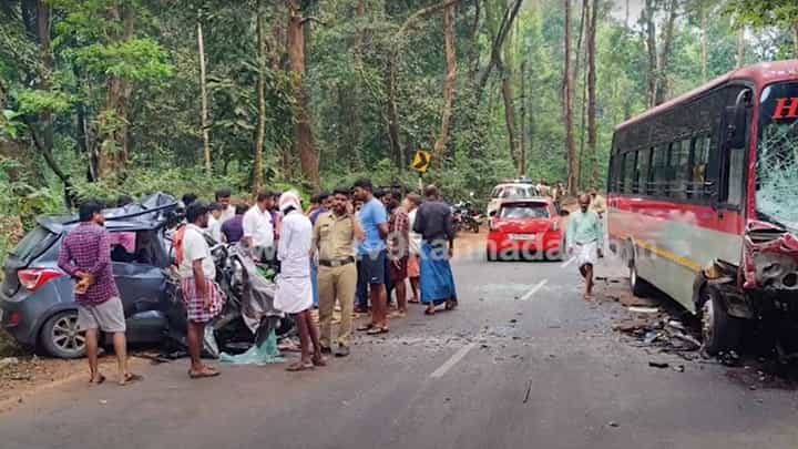 ಕಾರ್ಕಳ ಬಳಿ ಭೀಕರ ರಸ್ತೆ ಅಪಘಾತ, ಎರಡು ವರ್ಷದ ಮಗು ಸೇರಿ ಸ್ಥಳದಲ್ಲೇ ಮೂವರ ಸಾವು ಕಾರ್ಕಳ ಬಳಿ ಭೀಕರ ರಸ್ತೆ ಅಪಘಾತ, ಎರಡು ವರ್ಷದ ಮಗು ಸೇರಿ ಸ್ಥಳದಲ್ಲೇ ಮೂವರ ಸಾವು