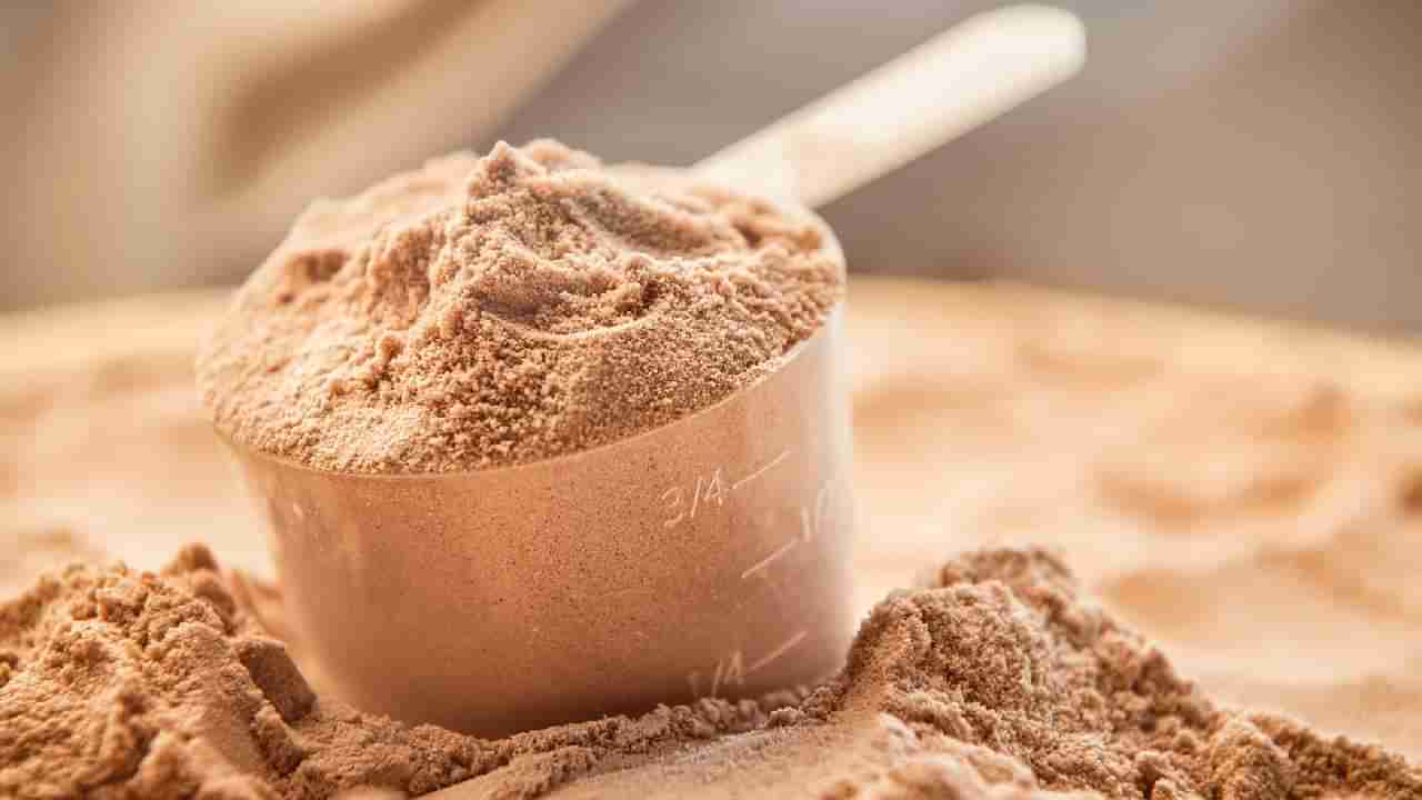 Homemade Protein Powder: ನಿಮ್ಮ ದೇಹದ ಆರೋಗ್ಯಕ್ಕೆ ಮನೆಯಲ್ಲಿಯೇ ಪ್ರೋಟೀನ್ ಪೌಡರ್ ತಯಾರಿಸಿ