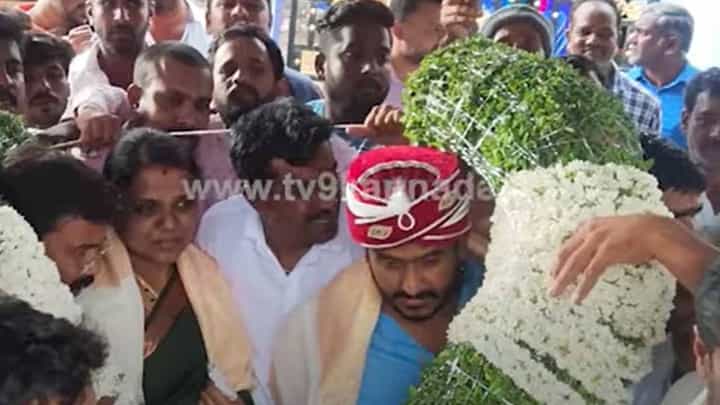 ಹೆಚ್ ಡಿ ಕೋಟೆ ಕಾಂಗ್ರೆಸ್ ಶಾಸಕ ಅನಿಲ ಚಿಕ್ಕಮಾದು ಸಹೋದರಿ ರಂಜಿತಾ ಚಿಕ್ಕಮಾದು ನಾಳೆ ಜೆಡಿ(ಎಸ್) ಸೇರ್ಪಡೆ ಹೆಚ್ ಡಿ ಕೋಟೆ ಕಾಂಗ್ರೆಸ್ ಶಾಸಕ ಅನಿಲ ಚಿಕ್ಕಮಾದು ಸಹೋದರಿ ರಂಜಿತಾ ಚಿಕ್ಕಮಾದು ನಾಳೆ ಜೆಡಿ(ಎಸ್) ಸೇರ್ಪಡೆ