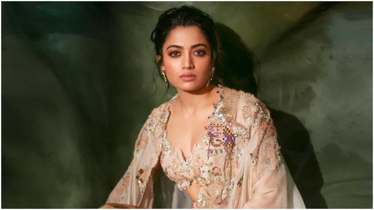 Rashmika Mandanna: ‘ರೊಮ್ಯಾಂಟಿಕ್ ಹಾಡುಗಳಲ್ಲಿ ದಕ್ಷಿಣಕ್ಕಿಂತ ಬಾಲಿವುಡ್ ಬೆಸ್ಟ್’ ಎಂದ ರಶ್ಮಿಕಾ; ಟ್ರೋಲ್ ಶುರು Rashmika Mandanna: ‘ರೊಮ್ಯಾಂಟಿಕ್ ಹಾಡುಗಳಲ್ಲಿ ದಕ್ಷಿಣಕ್ಕಿಂತ ಬಾಲಿವುಡ್ ಬೆಸ್ಟ್’ ಎಂದ ರಶ್ಮಿಕಾ; ಟ್ರೋಲ್ ಶುರು
