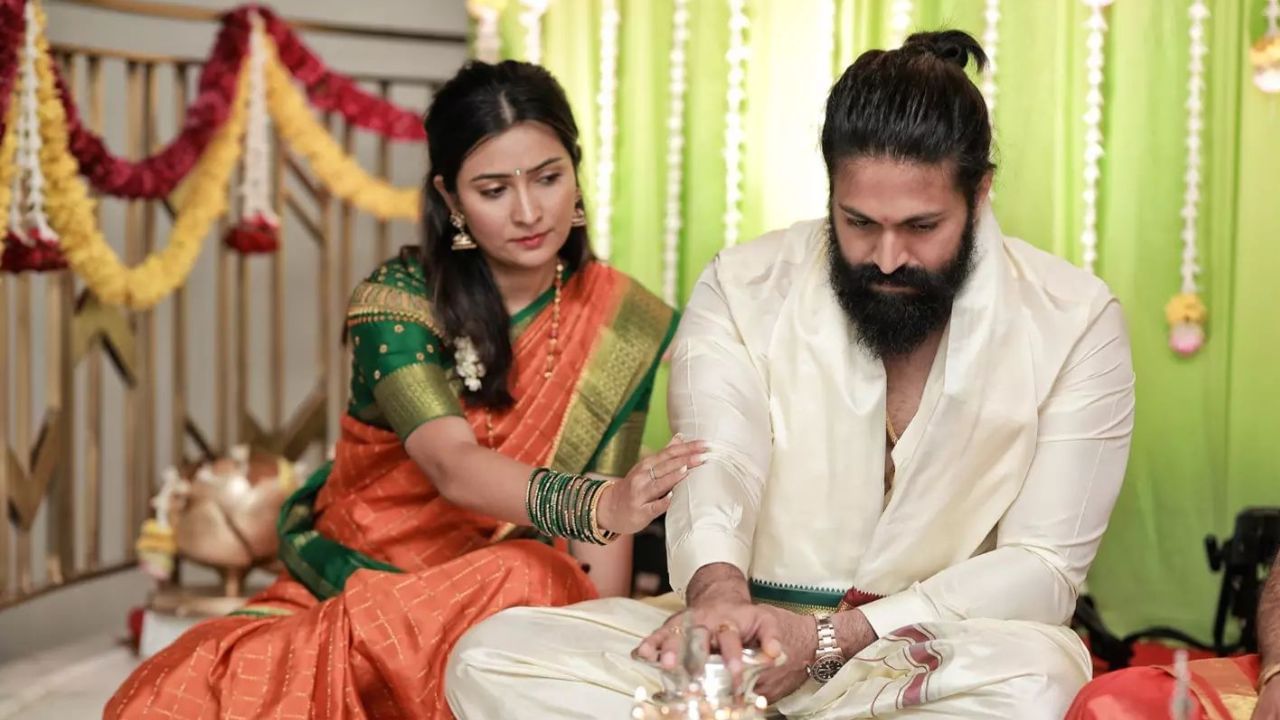 Yash Radhika Pandit: Yash and Radhika Pandit celebrate their 6th wedding anniversary today.