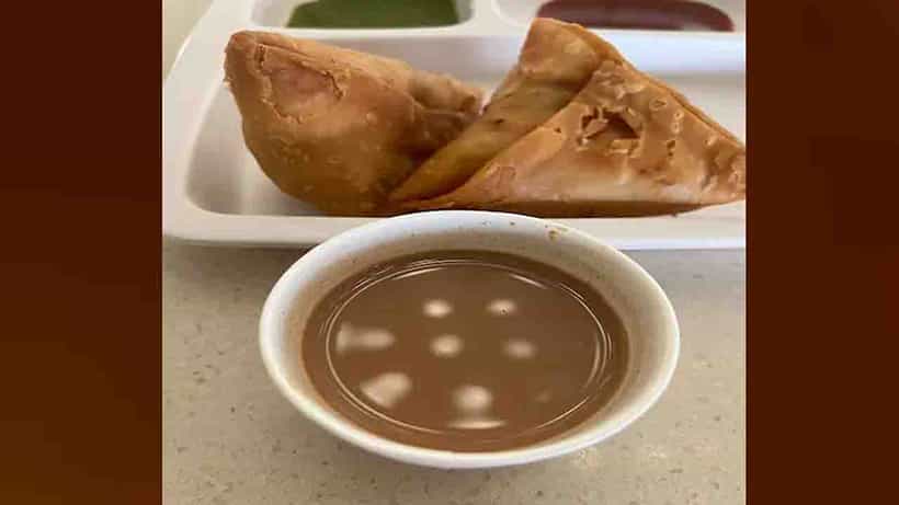 ಅಚ್ಛೇ ದಿನ್; 2 ಸಮೋಸಾ, 1 ಕಾಫಿ, 1 ನೀರಿನ ಬಾಟಲಿಗೆ ಮುಂಬೈ ಏರ್ಪೋರ್ಟ್ನಲ್ಲಿ ರೂ. 490