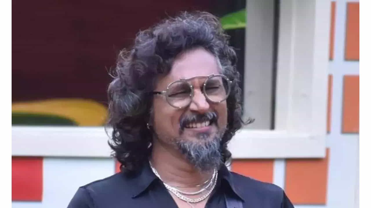 Arun Sagar: ಮಗಳ ಗಲ್ಲಕ್ಕೆ ಗಾಯ; ಬಿಗ್ ಬಾಸ್ ಮನೆಯಿಂದ ಹೊರ ನಡೆದ ಅರುಣ್ ಸಾಗರ್ Arun Sagar: ಮಗಳ ಗಲ್ಲಕ್ಕೆ ಗಾಯ; ಬಿಗ್ ಬಾಸ್ ಮನೆಯಿಂದ ಹೊರ ನಡೆದ ಅರುಣ್ ಸಾಗರ್