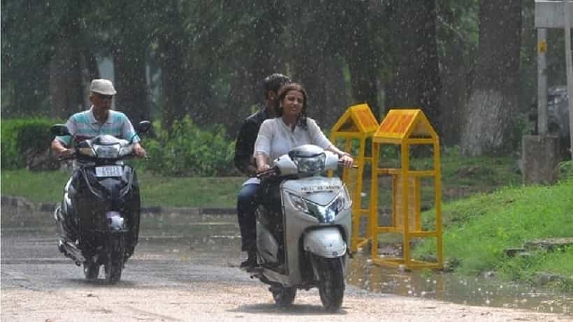 Bengaluru Weather Today: ಮ್ಯಾಂಡಸ್ ಚಂಡಮಾರುತದ ಎಫೆಕ್ಟ್; ಬೆಂಗಳೂರಿನಲ್ಲಿ ಇಂದಿನಿಂದ 4 ದಿನ ಮಳೆ ಸಾಧ್ಯತೆ
