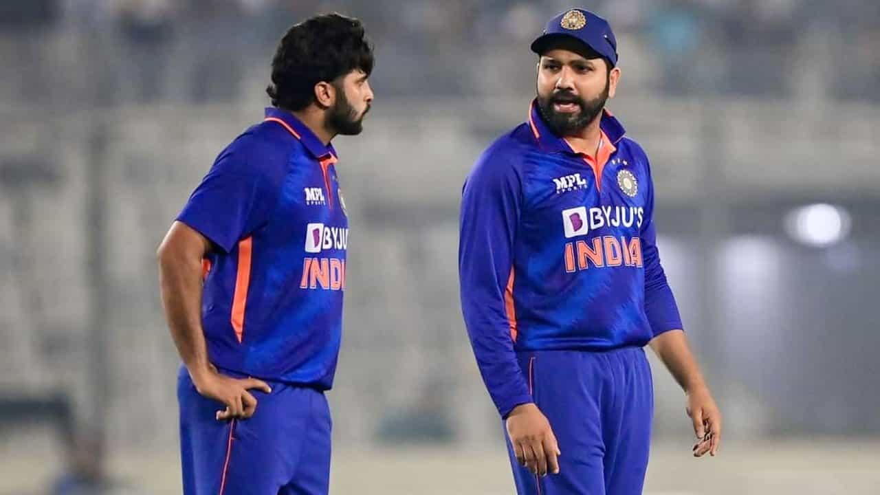 BAN vs IND: ಟೀಮ್ ಇಂಡಿಯಾ ಸ್ಟಾರ್ ಆಟಗಾರನಿಗೆ ಗಾಯ: 2ನೇ ಪಂದ್ಯಕ್ಕೆ ಅನುಮಾನ BAN vs IND: ಟೀಮ್ ಇಂಡಿಯಾ ಸ್ಟಾರ್ ಆಟಗಾರನಿಗೆ ಗಾಯ: 2ನೇ ಪಂದ್ಯಕ್ಕೆ ಅನುಮಾನ