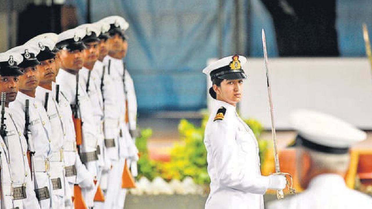 Indian Navy: ಮಹಿಳೆಯರಿಗೆ ಕಮಾಂಡೋಗಳಾಗಲು ಅವಕಾಶ; ನೌಕಾಪಡೆಯಲ್ಲಿ ಐತಿಹಾಸಿಕ ನಿರ್ಧಾರ