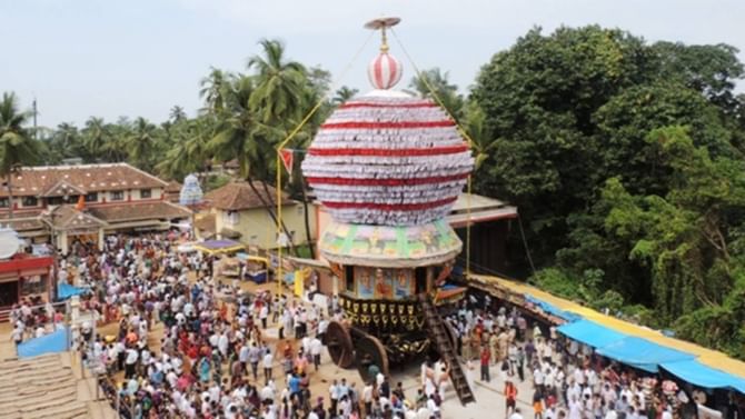 ಉಡುಪಿ: ಕೋಡಿ ಹಬ್ಬ, ಉಪ್ಪಂದ ಜಾತ್ರೆಗಳಲ್ಲಿ ಅನ್ಯ ಧರ್ಮೀಯರ ವ್ಯಾಪಾರ ನಿರ್ಬಂಧಕ್ಕೆ ಹಿಂದೂ ಸಂಘಟನೆಗಳ ಆಗ್ರಹ ಉಡುಪಿ: ಕೋಡಿ ಹಬ್ಬ, ಉಪ್ಪಂದ ಜಾತ್ರೆಗಳಲ್ಲಿ ಅನ್ಯ ಧರ್ಮೀಯರ ವ್ಯಾಪಾರ ನಿರ್ಬಂಧಕ್ಕೆ ಹಿಂದೂ ಸಂಘಟನೆಗಳ ಆಗ್ರಹ