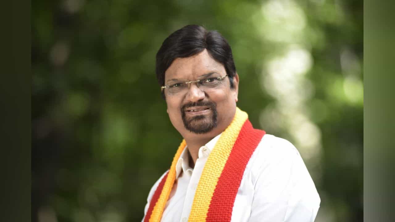 86ನೇ ಅಖಿಲ ಭಾರತ ಕನ್ನಡ ಸಾಹಿತ್ಯ ಸಮ್ಮೇಳನಕ್ಕೆ 1 ದಿನದ ವೇತನ ನೀಡುವಂತೆ ಜಿಲ್ಲಾ ಪೊಲೀಸ್ ಇಲಾಖೆಗೆ ಮಹೇಶ್ ಜೋಶಿ ಪತ್ರ 86ನೇ ಅಖಿಲ ಭಾರತ ಕನ್ನಡ ಸಾಹಿತ್ಯ ಸಮ್ಮೇಳನಕ್ಕೆ 1 ದಿನದ ವೇತನ ನೀಡುವಂತೆ ಜಿಲ್ಲಾ ಪೊಲೀಸ್ ಇಲಾಖೆಗೆ ಮಹೇಶ್ ಜೋಶಿ ಪತ್ರ