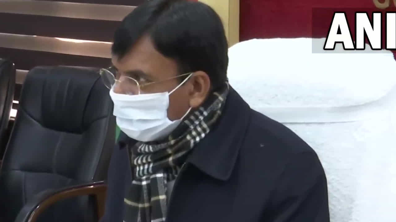 ಭಾರತ್ ಜೋಡೋ ಯಾತ್ರೆ ನಿಲ್ಲಿಸಿ ಎಂದ ಕೇಂದ್ರ ಸಚಿವರ ವಿರುದ್ಧ ಗುಡುಗಿದ ಕಾಂಗ್ರೆಸ್; ಇವರ ಮನಸ್ಥಿತಿಗೆ ಏನನ್ನಬೇಕು ಎಂದು ಪ್ರತಿಕ್ರಿಯಿಸಿದ ಮನ್ಸುಖ್ ಮಾಂಡವಿಯ ಭಾರತ್ ಜೋಡೋ ಯಾತ್ರೆ ನಿಲ್ಲಿಸಿ ಎಂದ ಕೇಂದ್ರ ಸಚಿವರ ವಿರುದ್ಧ ಗುಡುಗಿದ ಕಾಂಗ್ರೆಸ್; ಇವರ ಮನಸ್ಥಿತಿಗೆ ಏನನ್ನಬೇಕು ಎಂದು ಪ್ರತಿಕ್ರಿಯಿಸಿದ ಮನ್ಸುಖ್ ಮಾಂಡವಿಯ