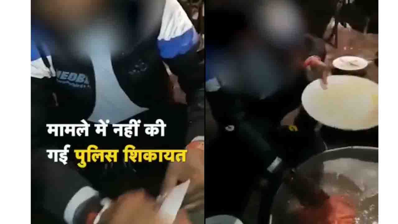 ಆಹ್ವಾನವಿಲ್ಲದೆ ಮದುವೆಯೂಟಕ್ಕೆ ಬಂದ ಎಂಬಿಎ ವಿದ್ಯಾರ್ಥಿಗೆ ಪಾತ್ರೆ ತೊಳೆಯುವ ಶಿಕ್ಷೆ ಆಹ್ವಾನವಿಲ್ಲದೆ ಮದುವೆಯೂಟಕ್ಕೆ ಬಂದ ಎಂಬಿಎ ವಿದ್ಯಾರ್ಥಿಗೆ ಪಾತ್ರೆ ತೊಳೆಯುವ ಶಿಕ್ಷೆ