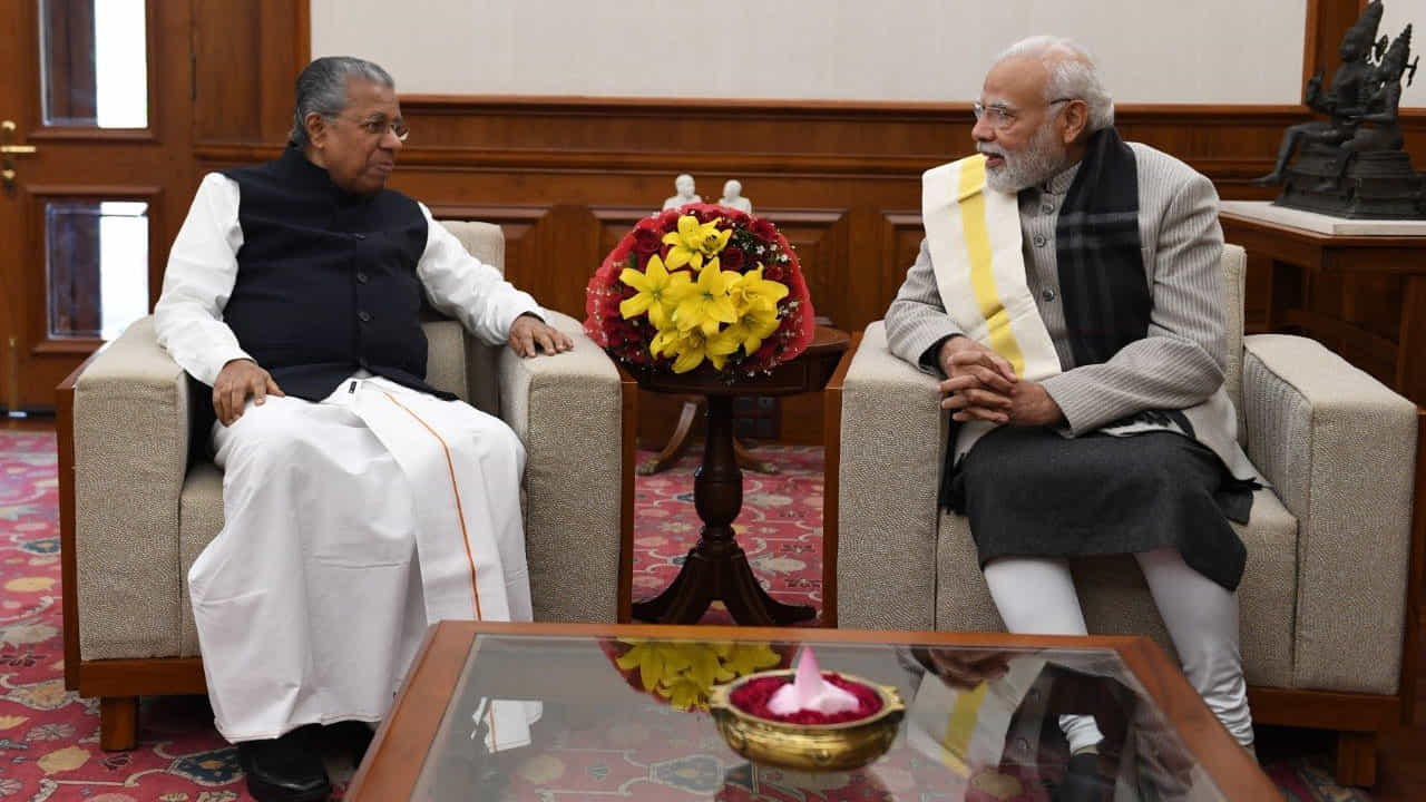 ಪ್ರಧಾನಿ ಮೋದಿಯವರನ್ನು ಭೇಟಿಯಾದ ಕೇರಳ ಸಿಎಂ ಪಿಣರಾಯಿ ವಿಜಯನ್ ಪ್ರಧಾನಿ ಮೋದಿಯವರನ್ನು ಭೇಟಿಯಾದ ಕೇರಳ ಸಿಎಂ ಪಿಣರಾಯಿ ವಿಜಯನ್