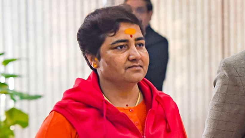 ನಿಮ್ಮ ಮನೆಗಳಲ್ಲಿ ಆಯುಧ ಇಟ್ಟುಕೊಳ್ಳುವ ಹಕ್ಕು ನಿಮಗಿದೆ; ಹಿಂದೂಗಳಿಗೆ ಪ್ರಜ್ಞಾ ಸಿಂಗ್ ಠಾಕೂರ್ ಕರೆ