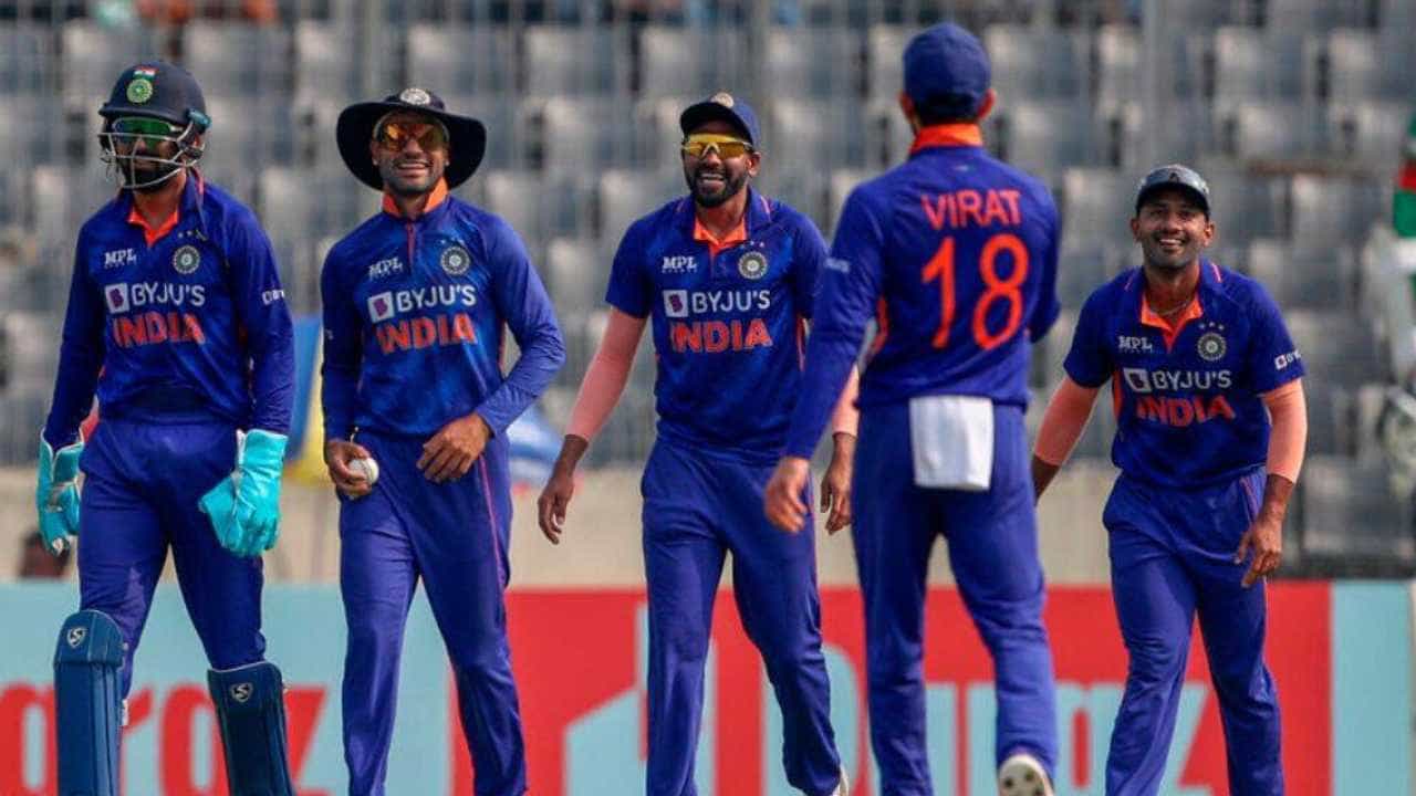 India vs Bangladesh 3rd ODI: 3ನೇ ಏಕದಿನ ಪಂದ್ಯಕ್ಕೆ ಟೀಂ ಇಂಡಿಯಾ ಪ್ರಕಟ; ರಾಹುಲ್ಗೆ ನಾಯಕತ್ವ India vs Bangladesh 3rd ODI: 3ನೇ ಏಕದಿನ ಪಂದ್ಯಕ್ಕೆ ಟೀಂ ಇಂಡಿಯಾ ಪ್ರಕಟ; ರಾಹುಲ್ಗೆ ನಾಯಕತ್ವ