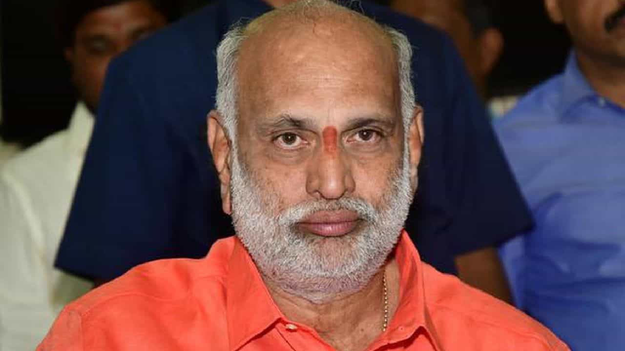 ಶಿರಸಿ ಪ್ರತ್ಯೇಕ ಜಿಲ್ಲೆ ಬಗ್ಗೆ ಮಾತಾಡಲು ನಾನು ಉಸ್ತುವಾರಿ ಸಚಿವನಲ್ಲ: ಶಿವರಾಮ ಹೆಬ್ಬಾರ್ ಶಿರಸಿ ಪ್ರತ್ಯೇಕ ಜಿಲ್ಲೆ ಬಗ್ಗೆ ಮಾತಾಡಲು ನಾನು ಉಸ್ತುವಾರಿ ಸಚಿವನಲ್ಲ: ಶಿವರಾಮ ಹೆಬ್ಬಾರ್