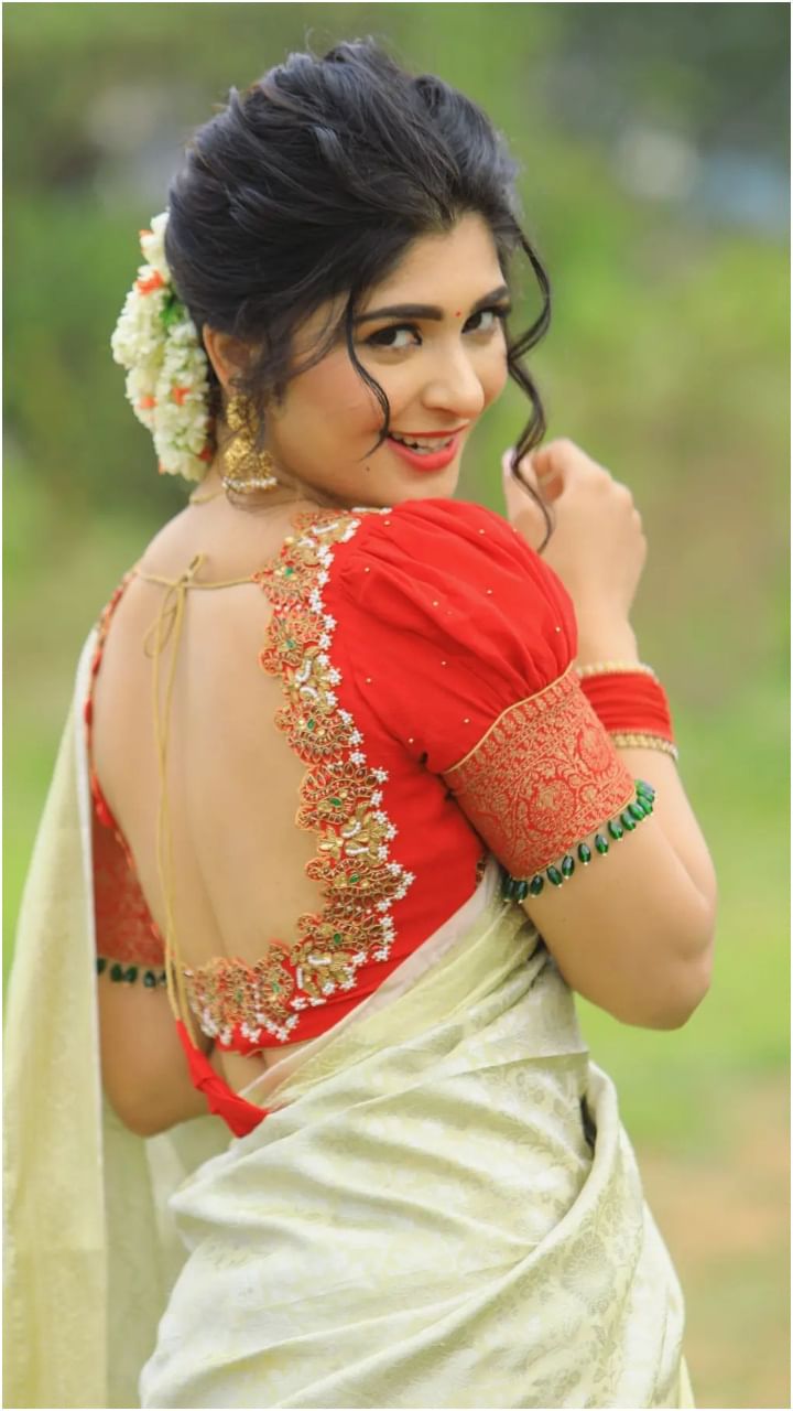 Aditi Prabhudeva(1)