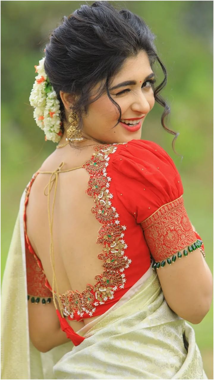Aditi Prabhudeva(4)