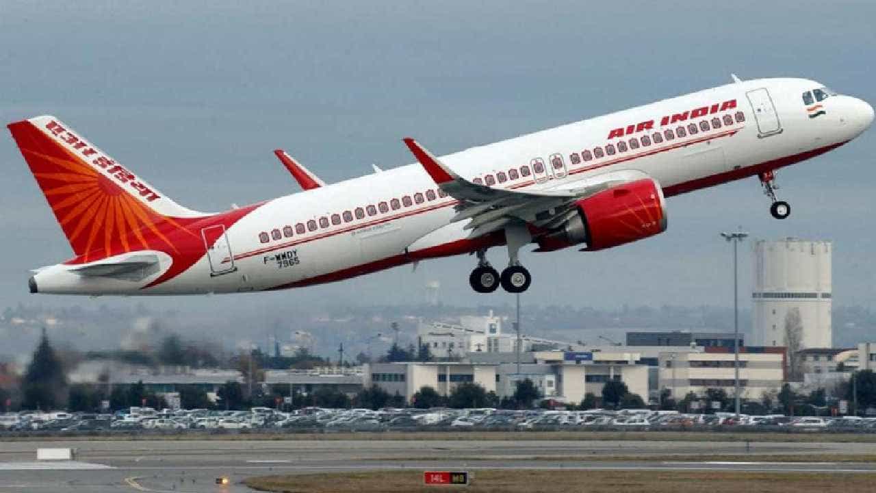 Air India: ಏರ್ ಇಂಡಿಯಾ ವಿಮಾನದ ಎಂಜಿನ್‌ನಲ್ಲಿ ಕಾಣಿಸಿಕೊಂಡ ಬೆಂಕಿ, ತುರ್ತು ಭೂಸ್ಪರ್ಶ