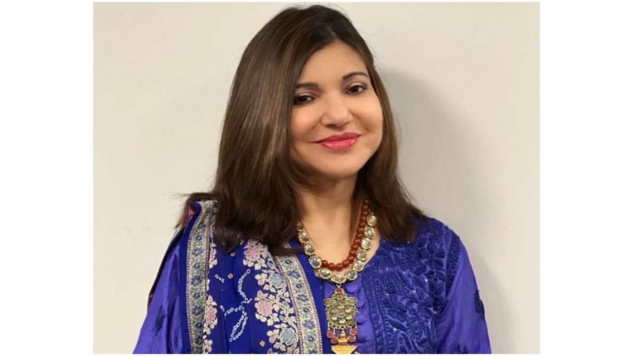 Alka Yagnik: ಗಾಯಕಿ ಅಲ್ಕಾ ಯಾಗ್ನಿಕ್ ವಿಶ್ವ ದಾಖಲೆ​; ಯೂಟ್ಯೂಬ್​ ಪ್ರಸಾರದಲ್ಲಿ ಸತತ 3ನೇ ಬಾರಿ ನಂ.1 ಪಟ್ಟ