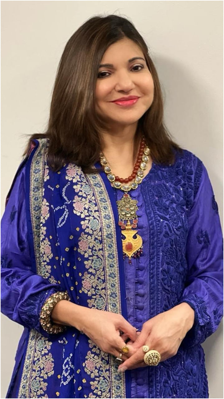 Alka Yagnik(1)