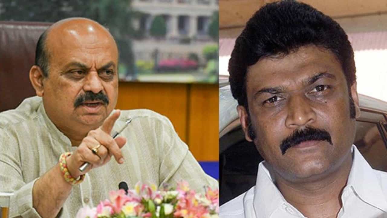 ನೂರಾರು ಕೋಟಿ ಬಿಡುಗಡೆಯಾಗಿದ್ದರೂ ಹಿಂದೂತ್ವ ಅಂಜೆಂಡಾದ ಬಿಜೆಪಿ ಸರ್ಕಾರ ಅಂಜನಾದ್ರಿ ಬೆಟ್ಟ ಅಭಿವೃದ್ದಿ ಮಾಡುವುದು ಯಾವಾಗ? ನೂರಾರು ಕೋಟಿ ಬಿಡುಗಡೆಯಾಗಿದ್ದರೂ ಹಿಂದೂತ್ವ ಅಂಜೆಂಡಾದ ಬಿಜೆಪಿ ಸರ್ಕಾರ ಅಂಜನಾದ್ರಿ ಬೆಟ್ಟ ಅಭಿವೃದ್ದಿ ಮಾಡುವುದು ಯಾವಾಗ?