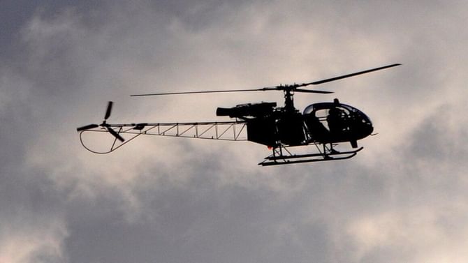 Army helicopter crash: ಉಕ್ರೇನ್ನಲ್ಲಿ ಸೇನಾ ಹೆಲಿಕಾಪ್ಟರ್ ಪತನ: ಗೃಹ ಸಚಿವ, ಇಬ್ಬರು ಮಕ್ಕಳು ಸೇರಿ 16 ಜನ ಸಾವು Army helicopter crash: ಉಕ್ರೇನ್ನಲ್ಲಿ ಸೇನಾ ಹೆಲಿಕಾಪ್ಟರ್ ಪತನ: ಗೃಹ ಸಚಿವ, ಇಬ್ಬರು ಮಕ್ಕಳು ಸೇರಿ 16 ಜನ ಸಾವು