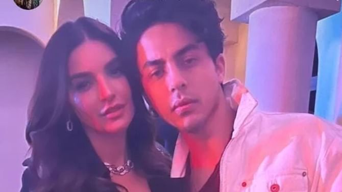 Aryan Khan: 35 ವರ್ಷದ ಪಾಕಿಸ್ತಾನದ ನಟಿ ಜತೆ ಪಾರ್ಟಿ ಮಾಡಿದ ಆರ್ಯನ್ ಖಾನ್; ಫೋಟೋ ವೈರಲ್ Aryan Khan: 35 ವರ್ಷದ ಪಾಕಿಸ್ತಾನದ ನಟಿ ಜತೆ ಪಾರ್ಟಿ ಮಾಡಿದ ಆರ್ಯನ್ ಖಾನ್; ಫೋಟೋ ವೈರಲ್
