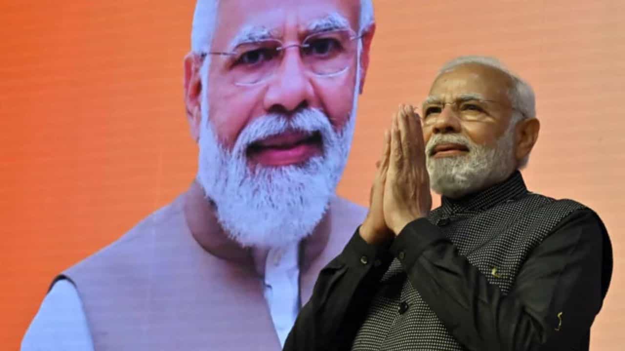 ಪಿಎಂ ಮೋದಿ ಕುರಿತ ಬಿಬಿಸಿ ವಿಮರ್ಶಾತ್ಮಕ ಸಾಕ್ಷ್ಯಚಿತ್ರ: ಟ್ವಿಟರ್, ಯೂಟ್ಯೂಬ್ ಪ್ರಸಾರಕ್ಕೆ ಕೇಂದ್ರ ನಿರ್ಬಂಧ ಪಿಎಂ ಮೋದಿ ಕುರಿತ ಬಿಬಿಸಿ ವಿಮರ್ಶಾತ್ಮಕ ಸಾಕ್ಷ್ಯಚಿತ್ರ: ಟ್ವಿಟರ್, ಯೂಟ್ಯೂಬ್ ಪ್ರಸಾರಕ್ಕೆ ಕೇಂದ್ರ ನಿರ್ಬಂಧ