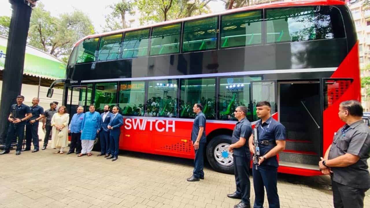 KSRTC BMTC: ಮೈಸೂರು, ತುಮಕೂರು, ಬೆಂಗಳೂರು ನಗರ ಸಾರಿಗೆಗೆ ಶೀಘ್ರ ಡಬಲ್ ಡೆಕರ್ ಎಸಿ ಇ-ಬಸ್ KSRTC BMTC: ಮೈಸೂರು, ತುಮಕೂರು, ಬೆಂಗಳೂರು ನಗರ ಸಾರಿಗೆಗೆ ಶೀಘ್ರ ಡಬಲ್ ಡೆಕರ್ ಎಸಿ ಇ-ಬಸ್