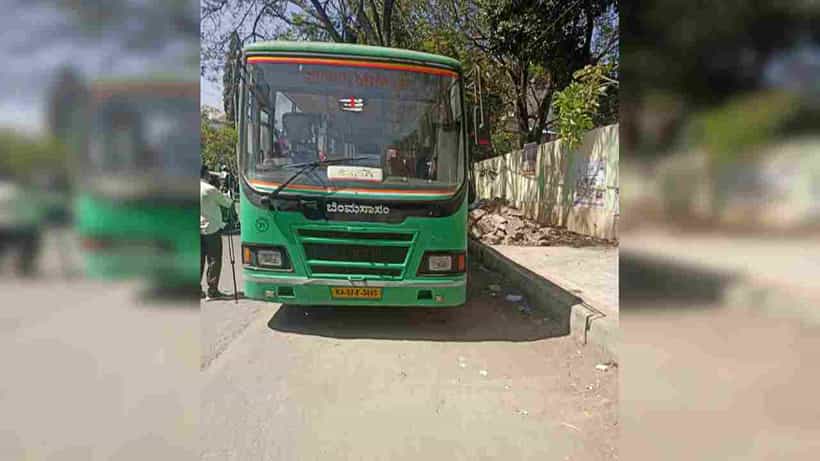 ಬೆಂಗಳೂರು: ಬಿಎಂಟಿಸಿ ಬಸ್ ಅಡಿ ಸಿಲುಕಿ ಬೈಕ್ ಸವಾರ ಸಾವು