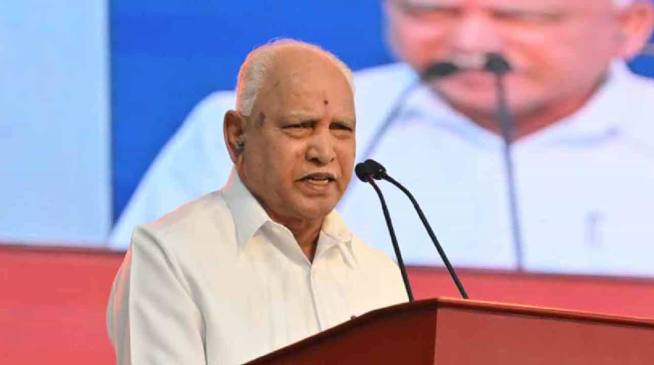 ಬೆಳಗಾವಿ ಭಾಗಕ್ಕೆ ವಂದೇ ಮಾತರಂ ರೈಲು, ಕೆಲವೇ ದಿನಗಳಲ್ಲಿ ಮಹದಾಯಿ ಯೋಜನೆಗೆ ಶಂಕುಸ್ಥಾಪನೆ: ಯಡಿಯೂರಪ್ಪ ಘೋಷಣೆ ಬೆಳಗಾವಿ ಭಾಗಕ್ಕೆ ವಂದೇ ಮಾತರಂ ರೈಲು, ಕೆಲವೇ ದಿನಗಳಲ್ಲಿ ಮಹದಾಯಿ ಯೋಜನೆಗೆ ಶಂಕುಸ್ಥಾಪನೆ: ಯಡಿಯೂರಪ್ಪ ಘೋಷಣೆ