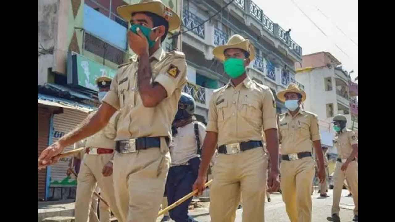 Bengaluru News: ಹಣಕೀಳಲು ವ್ಯಕ್ತಿಯೊಬ್ಬರ ಬ್ಯಾಗ್ನಲ್ಲಿ ಗಾಂಜಾ ಇಟ್ಟ ಇಬ್ಬರು ಕಾನ್ಸ್ಟೆಬಲ್ಗಳು ಅಮಾನತು