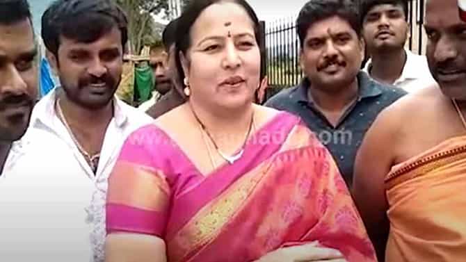 Assembly polls: ಸ್ಪರ್ಧಿಸಿಯೇ ತೀರುವೆ ಅಂತ ಸವಾಲೆಸೆದು ಕುಮಾರಸ್ವಾಮಿಯನ್ನು ತೊಳಲಾಟಕ್ಕೆ ದೂಡಿರುವ ಭವಾನಿ ರೇವಣ್ಣ