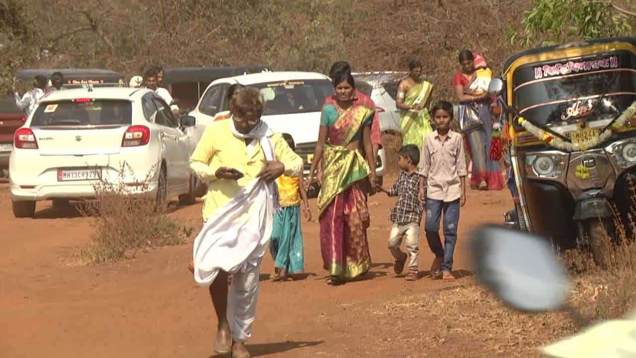 ಶನಿವಾರದಂದು ಮೌನಿ ಅಮಾವಾಸ್ಯೆ ಬಂದ ಕಾರಣ ಬೀದರ್ನ ಶನಿ ದೇವಸ್ಥಾನಕ್ಕೆ ಜನ ಸಾಗರವೆ ಹರಿದು ಬಂದಿದೆ. ಕರ್ನಾಟಕ, ಮಹಾರಾಷ್ಟ್ರ, ತೆಲಂಗಾಣದಿಂದ ಅಪಾರ ಪ್ರಮಾಣ ಭಕ್ತ ಸಮೂಹವೇ ಹರಿದು ಬಂದಿದೆ.