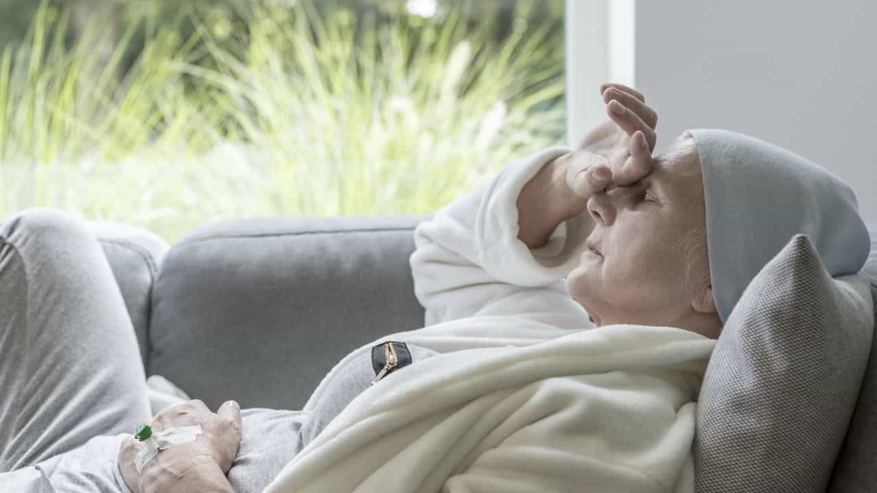 Cancer fatigue treatment: ಕ್ಯಾನ್ಸರ್​ನಿಂದ ಆಯಾಸವೋ ಆಯಾಸ, ಇದನ್ನು ಹೇಗೆ ನಿಭಾಯಿಸುವುದು? ಇಲ್ಲಿದೆ ತಜ್ಞರ ಸಲಹೆ