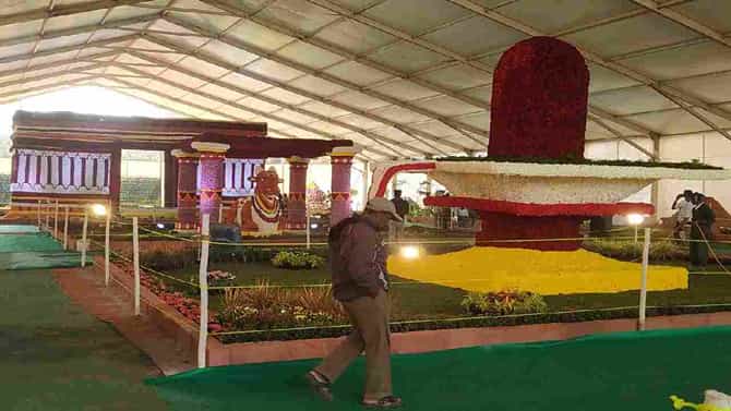 Chikkaballapura Ustava 2023: ಫ್ಲವರ್ ಶೋದಲ್ಲಿ ಅರಳಿದ ಐತಿಹಾಸಿಕ ಪ್ರಸಿದ್ದ ದೇವಸ್ಥಾನ, ಶಿವಲಿಂಗ, ನಂದಿ; ಇಲ್ಲಿದೆ ಫೋಟೋಗಳು
