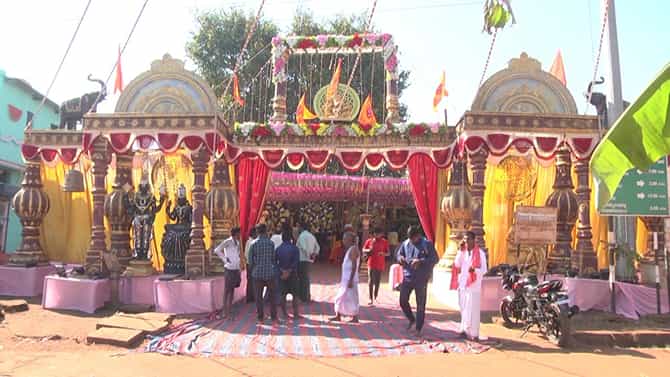 Chitradurga: 32 ವರ್ಷಗಳ ಬಳಿಕ ಕೋಟೆನಾಡಲ್ಲಿ ವಿಶೇಷ ಜಾತ್ರೆ ಸಂಭ್ರಮ, ಇಡೀ ಊರಲ್ಲಿ ಪಾದರಕ್ಷೆ ನಿಷೇಧ