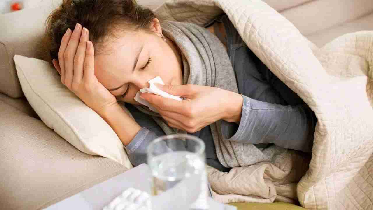 Common Cold Symptoms: ನಿರಂತರವಾಗಿ ಕೆಮ್ಮು ಬರುತ್ತಿದೆಯೇ, ನಿಮಗೆ ಎದೆಯ ಸೋಂಕು ಅಥವಾ ಸಾಮಾನ್ಯ ಶೀತವಿದೆಯೇ, ತಿಳಿಯುವುದು ಹೇಗೆ?