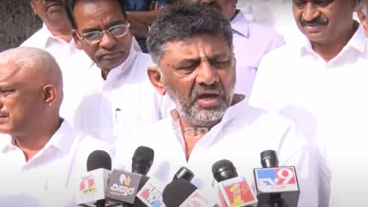 Assembly Polls: ಜಮೀರ್ ತೆಲಂಗಾಣ ಹೋಗಿದ್ದು ವೈಯಕ್ತಿಕ ವಿಚಾರ, ಅದನ್ನೆಲ್ಲ ನಾನು ವಿಚಾರಿಸುವುದು ಸರಿಯಲ್ಲ: ಡಿಕೆ ಶಿವಕುಮಾರ್ Assembly Polls: ಜಮೀರ್ ತೆಲಂಗಾಣ ಹೋಗಿದ್ದು ವೈಯಕ್ತಿಕ ವಿಚಾರ, ಅದನ್ನೆಲ್ಲ ನಾನು ವಿಚಾರಿಸುವುದು ಸರಿಯಲ್ಲ: ಡಿಕೆ ಶಿವಕುಮಾರ್