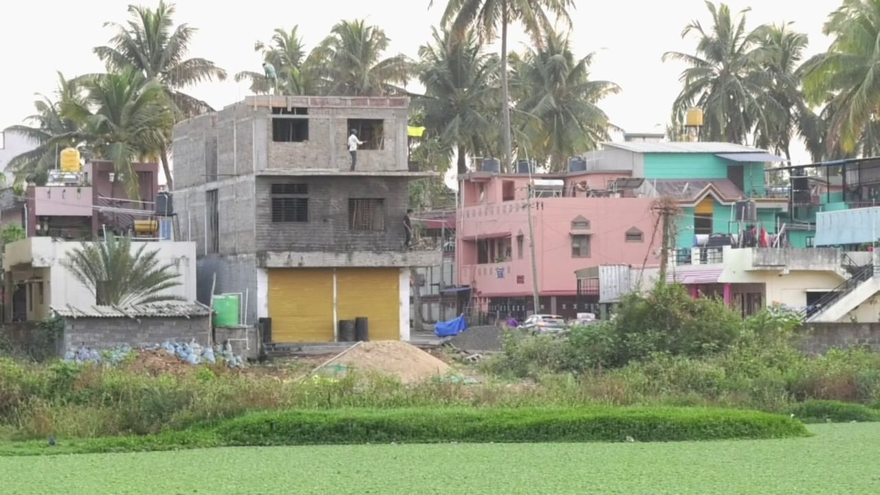 Haliyal lake encroachment by localites and municipal officials 