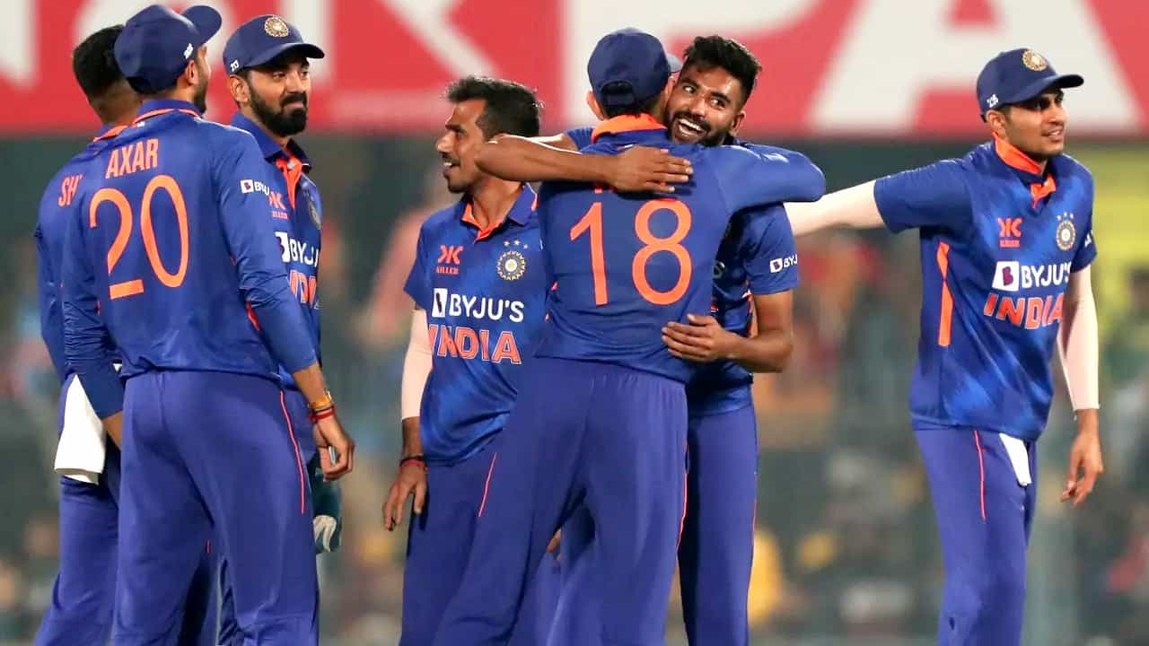 IND vs SL 1st ODI: ಟೀಮ್ ಇಂಡಿಯಾದ ಸಂಘಟಿತ ಪ್ರದರ್ಶನ: ಲಂಕಾ ವಿರುದ್ಧ ಭರ್ಜರಿ ಜಯ