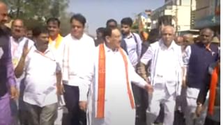 Siddaramaiah in Mysuru: ಅಭಿಮಾನಿಯ ಕಾರಲ್ಲಿ ವಿರೋಧ ಪಕ್ಷದ ನಾಯಕರ ಮೈಸೂರು ನಗರ ಪ್ರದಕ್ಷಿಣೆ