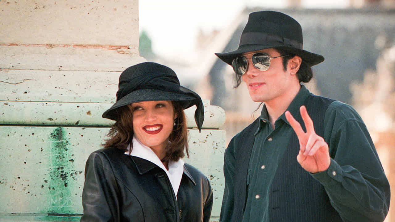 Lisa Marie Presley: ಮೈಕಲ್ ಜಾಕ್ಸನ್ ಮಾಜಿ ಪತ್ನಿ, ಖ್ಯಾತ ಗಾಯಕಿ ಲೀಸಾ ನಿಧನ Lisa Marie Presley: ಮೈಕಲ್ ಜಾಕ್ಸನ್ ಮಾಜಿ ಪತ್ನಿ, ಖ್ಯಾತ ಗಾಯಕಿ ಲೀಸಾ ನಿಧನ